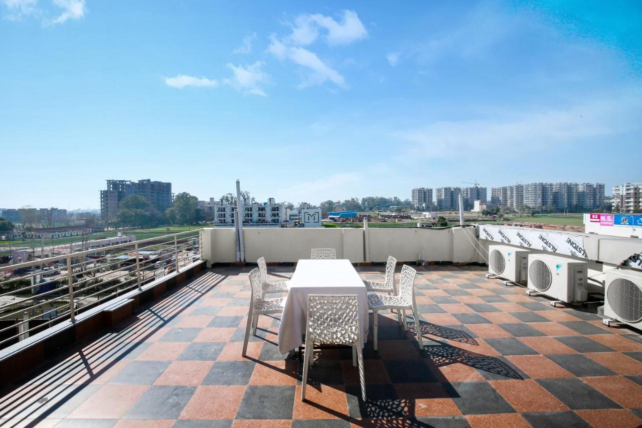 Hotel Woodcrest Zirakpur Chandigarh - Luxury Rooms Εξωτερικό φωτογραφία