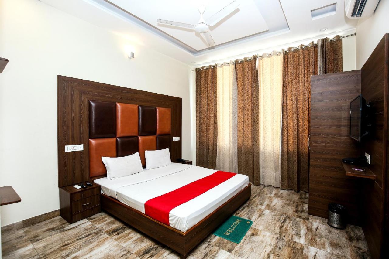 Hotel Woodcrest Zirakpur Chandigarh - Luxury Rooms Εξωτερικό φωτογραφία